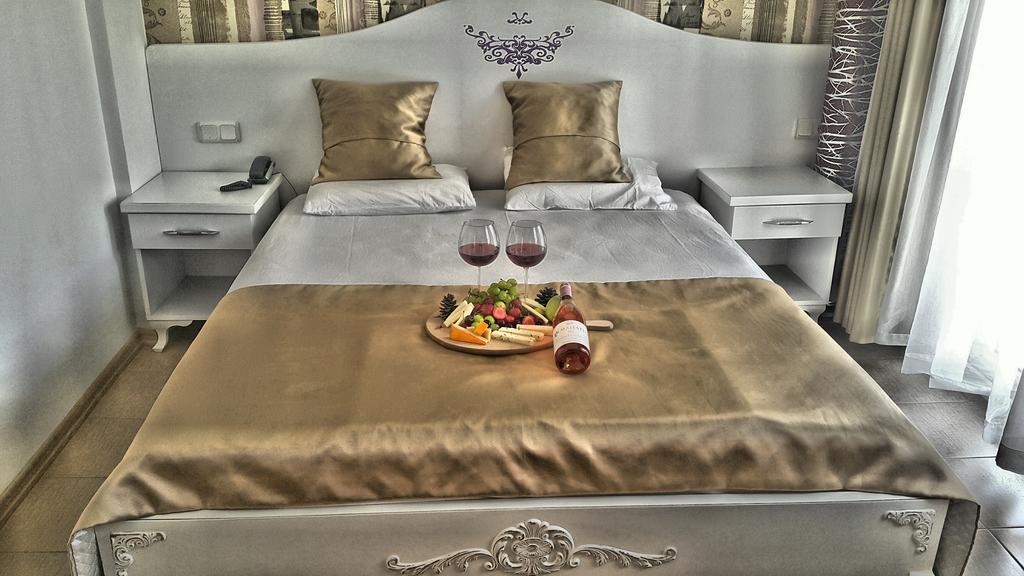 Taner Otel Олудениз Екстериор снимка