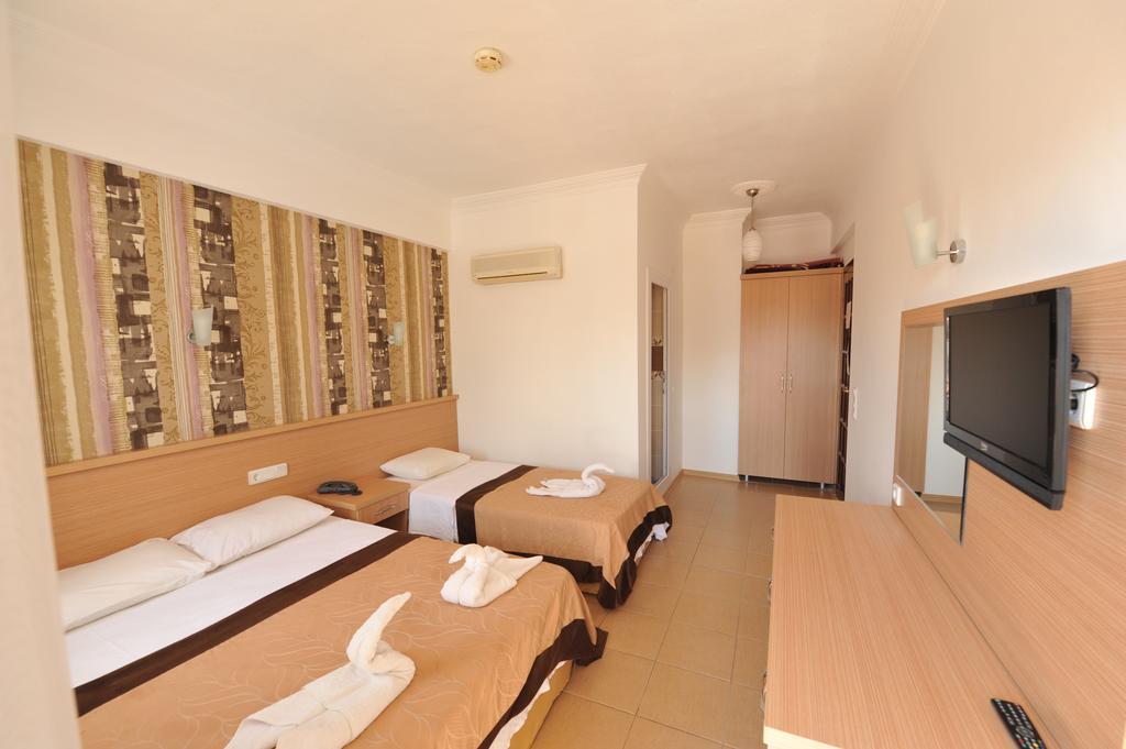 Taner Otel Олудениз Екстериор снимка