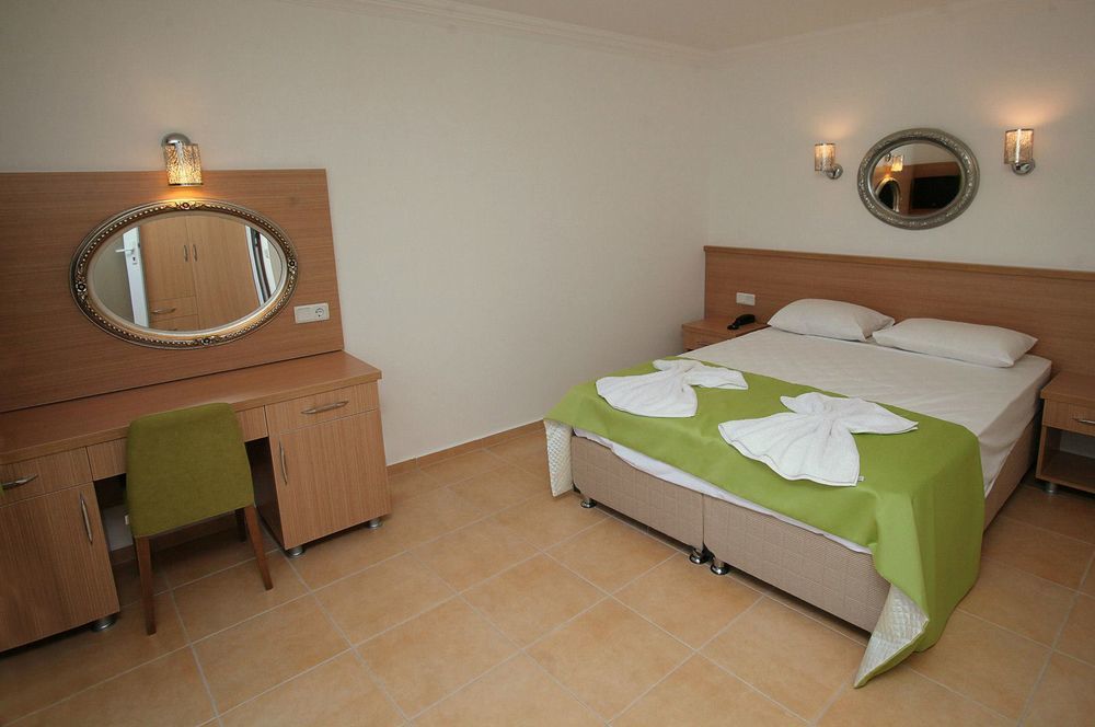 Taner Otel Олудениз Екстериор снимка