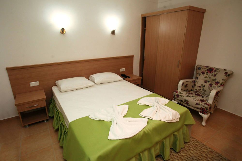 Taner Otel Олудениз Екстериор снимка